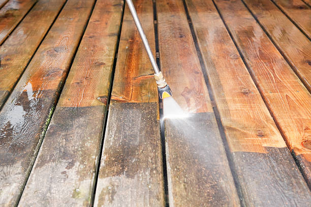 Best Pool Deck Cleaning  in North Yelm, WA